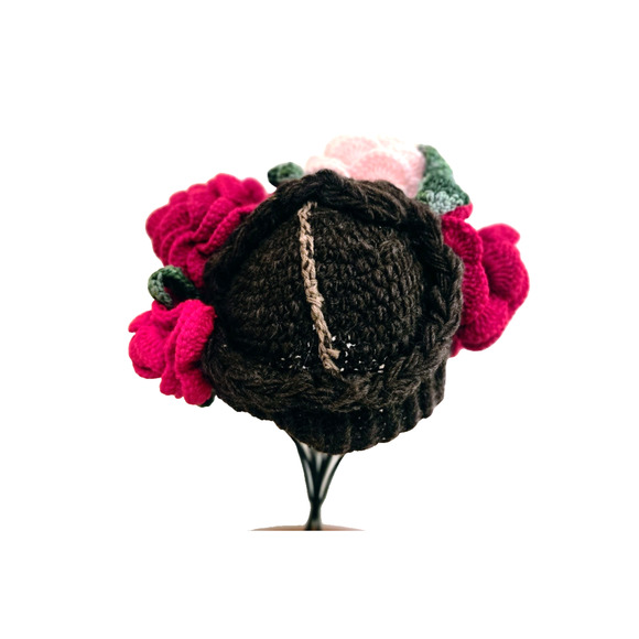 Handmade Crochet Frida Kahlo hat - Picture 5 of 10